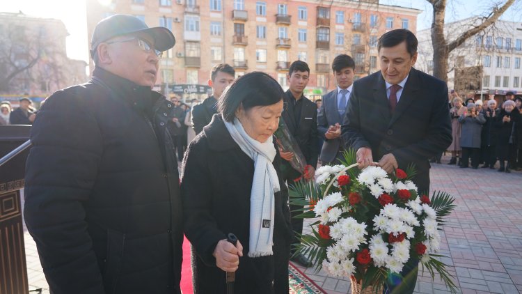 Павлодарда Әлкей Марғұланға бюст орнатылды