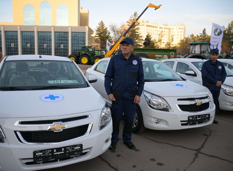 Павлодарда ветеринариялық станцияларға жаңа қызметтік көлік берілді