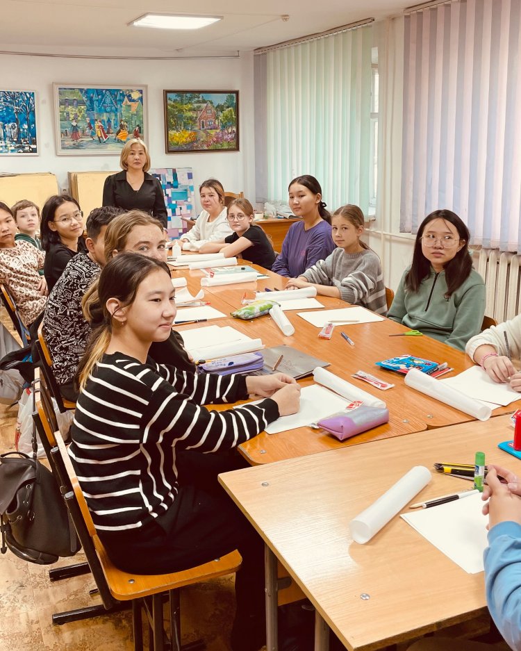 Павлодарских школьников научили создавать гравюры