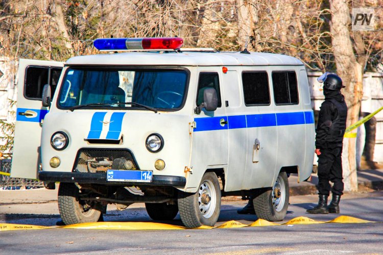 Павлодарские полицейские расследуют дело о «бомбе» в ТРЦ