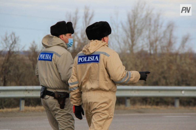 Павлодарские полицейские в морозы спасают бездомных