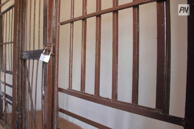 В Аксу троих осуждённых лишили свободы за нарушение электронного контроля