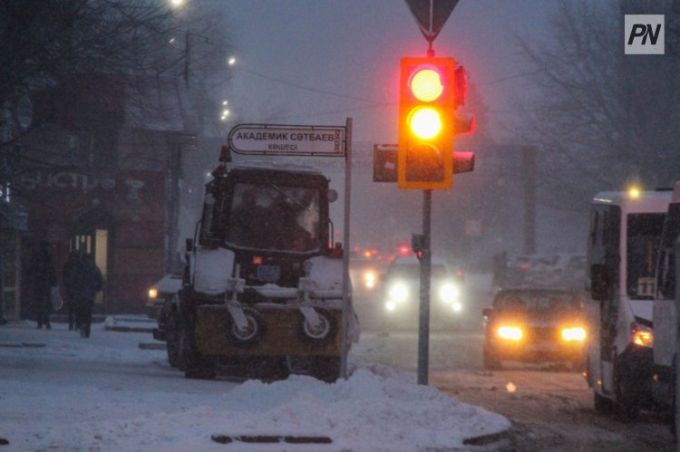 Павлодар облысының жолдары жаңа белгілер мен бағдаршамдармен толығуда