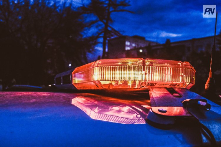 Павлодарда мектеп маңында жалаңаш жүгірген ер адам ұсталды