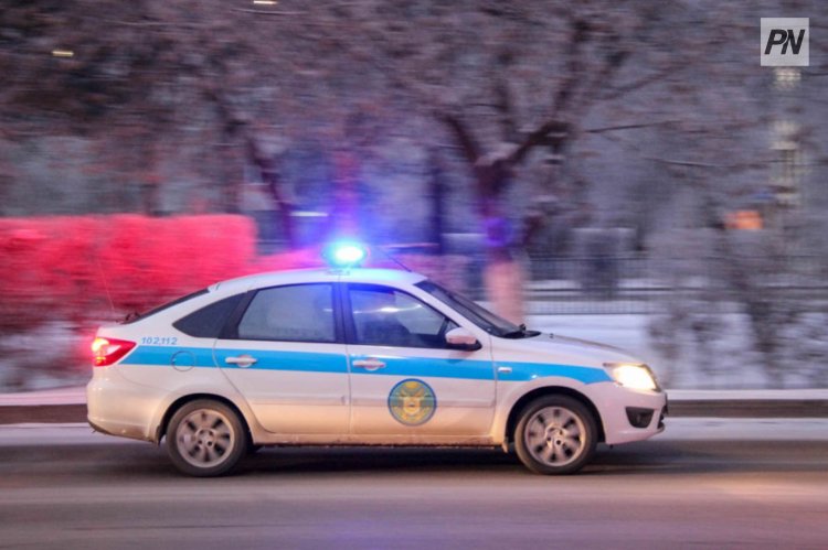 Павлодарлық полицейлер аязда тоңып қалған оқушыны үйіне жеткізді