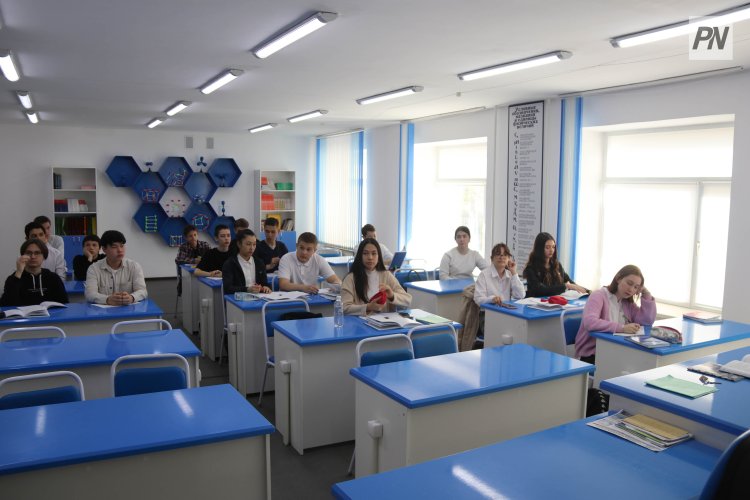 Павлодарда жетім балаларды жұмысшы мамандыққа баулу жобасы таныстырылды