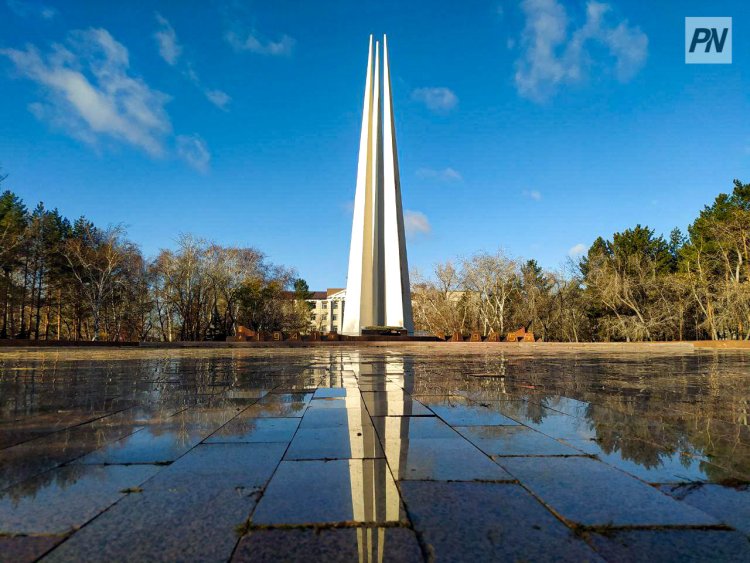 Вандалы разбили звезду на мемориале Славы в Павлодаре