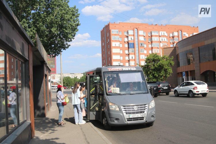 Павлодарда автобус жүргізушісі мектеп оқушысын көліктен қуғаны үшін жазаланды