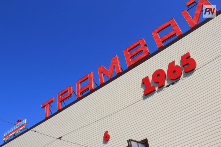 Павлодарлық университет студенттері трамвай басқармасына экскурсия жасады