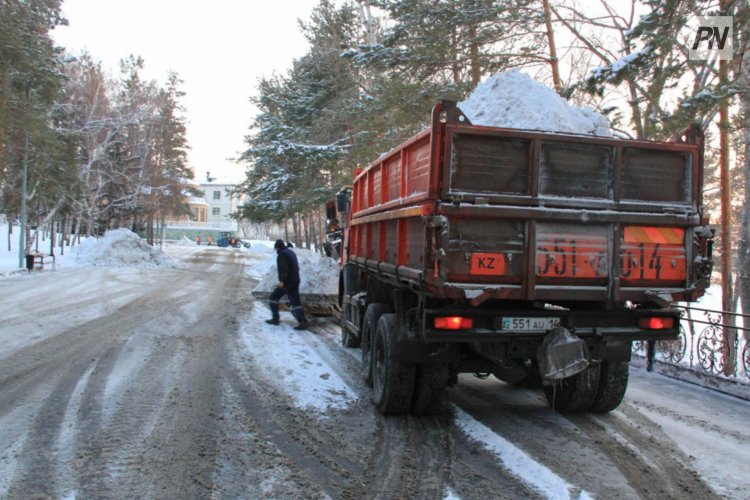 Павлодар облысының әкімі шалғайдағы ауылдарды қардан тазалауды тапсырды