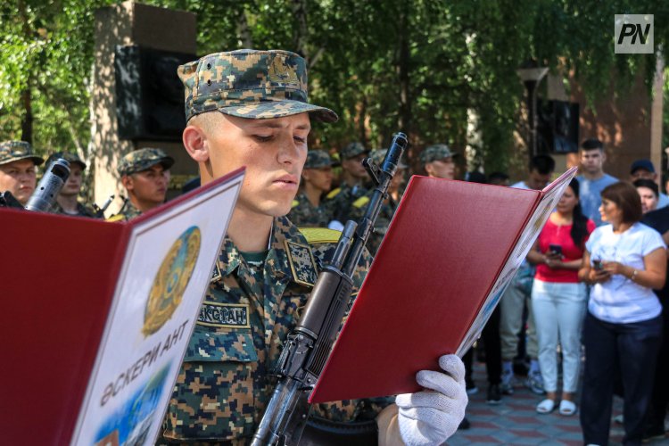 Павлодарские призывники смогут служить в воинской части МЧС
