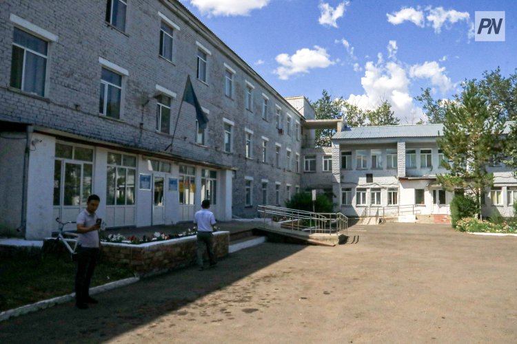 В Актогайском районе проверили ход ремонта социальных объектов