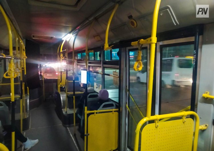Павлодарлықтар автобус аялдамаларының дұрыс хабарланбауына наразы