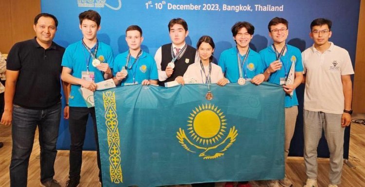Павлодарские школьники вернулись с медалями из Таиланда
