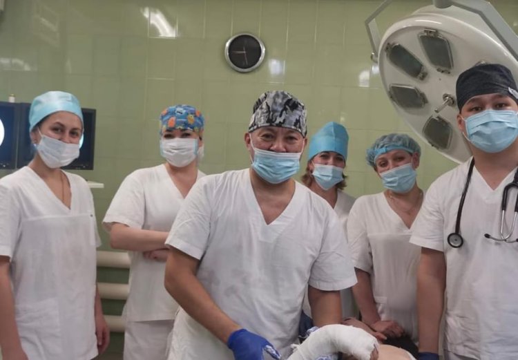Павлодарский врач вернул подвижность ребёнку с хрупкими костями