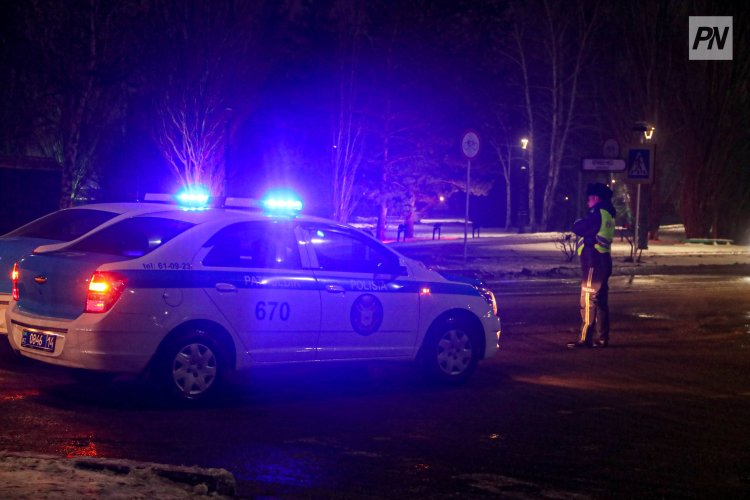 Павлодарские полицейские наказали автовладельцев «грязных» номеров