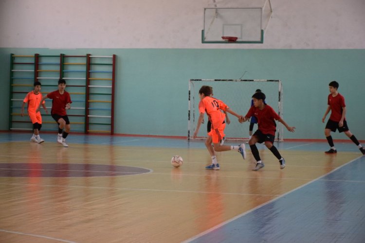 АО «ЕЭК» устроило футбольный праздник для аксуских школьников