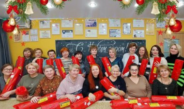 Павлодар облысының әкімі суретшілерге тосын сый жасады