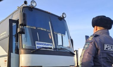 Павлодарлық полицейлер Новосібір автобусының жолаушыларына көмектесті