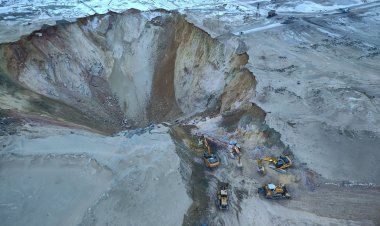 Майқайың кенішінде ауыр инженерлік техника жұмысты жалғастыруда