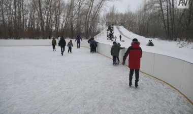 Павлодарда коньки тебу үшін мұз айдындары қай жерлерде құйылады?