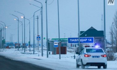 Павлодар полицейлері жолда қалған жолаушыларды құтқарды