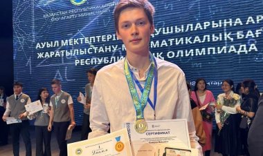 Павлодарский школьник стал лучшим биологом страны