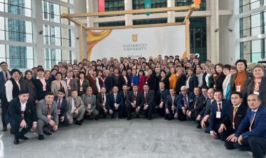 Директора павлодарских школ посетили республиканский форум