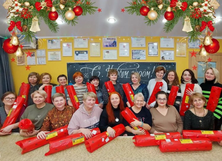 Павлодар облысының әкімі суретшілерге тосын сый жасады