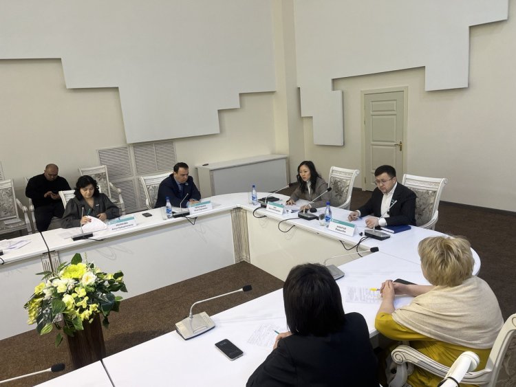 Профессиональные родители: в Павлодаре обсудили новый законопроект