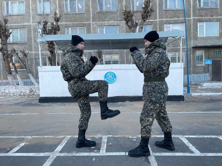 Черные пояса сменили на тактические ремни братья-каратисты в Павлодаре