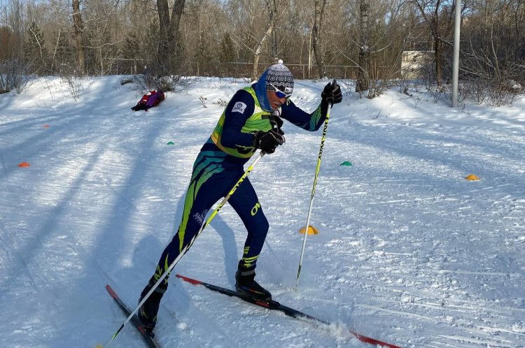 Павлодарские лыжники ударили скиатлоном по наркотикам