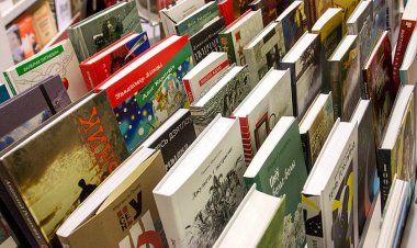 В Экибастузе устроили выставку электронных книг