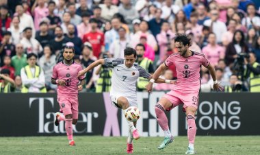 Месси «Ертістің» бұрынғы ойыншысымен кездесті