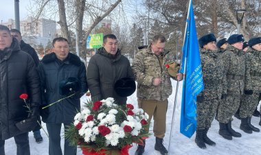 Павлодарда Пяндж жағасындағы ерлікке тағзым етілді