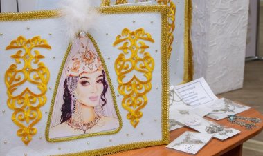 Павлодарда мектеп оқушылары бизнес жобаларымен бөлісті