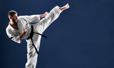 Павлодарцев учили приемам самообороны