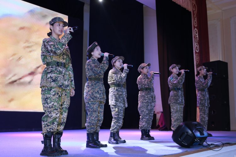Павлодарские школьники получили премии за афганские песни