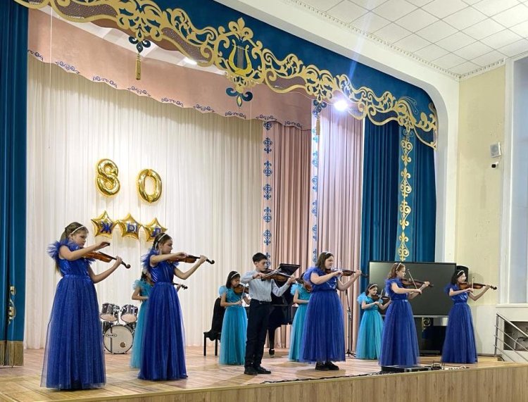 Павлодарские школьники исполнили произведения известных композиторов