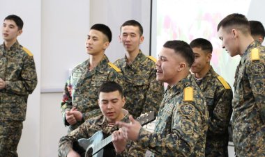 Павлодарлық сарбаздар мереке көркін қыздырды