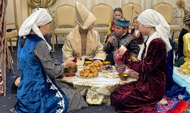 Павлодарлық оқушылар қазақ халқының салт-дәстүрлерін сахналады