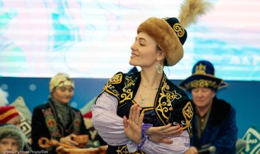 Павлодарские школьники показали национальные обычаи в сценках