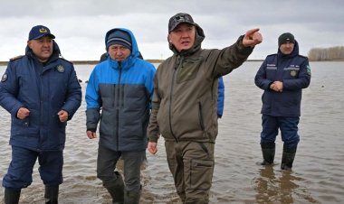 Асаин Байханов посетил наиболее пострадавшее от стихии село