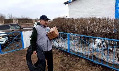 Павлодарские депутаты отправили насосы жителям затопленного села