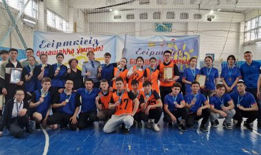 Павлодарские студенты по-спортивному выразили протест наркотикам