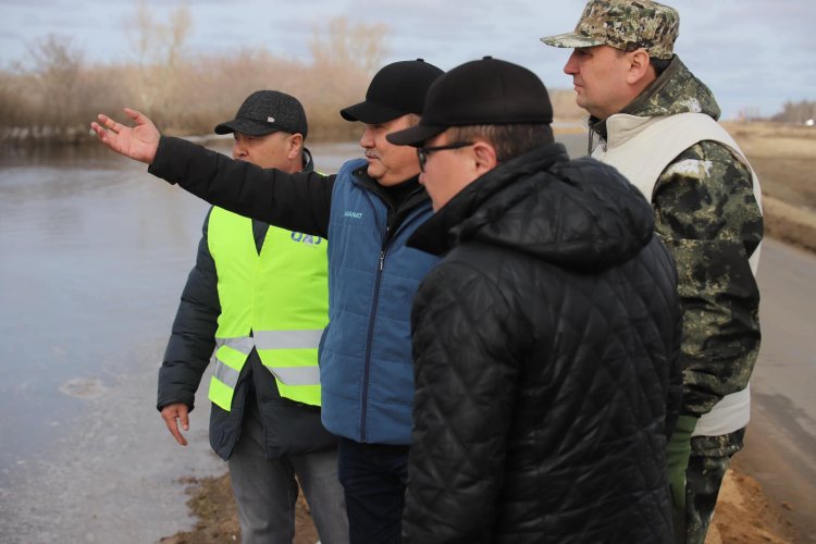 Депутаты проверили, как борются с паводками в Успенке
