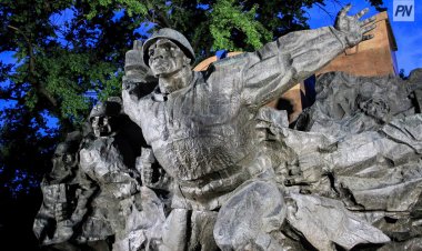 «Соғыс туралы естелік»: Павлодарда сарбаздар бейнеролик түсірді