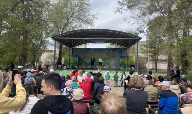 «Идет солдат по городу»: в Павлодаре прозвучали военные песни