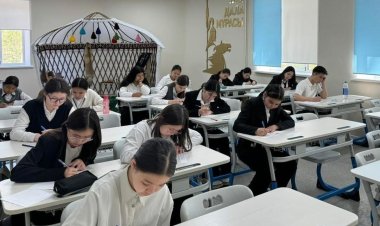 Павлодарлық дарынды оқушылар эссе жазып, зерттеу жасап жарысты