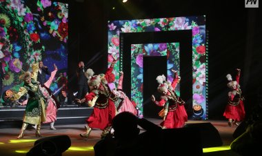 Несколько тысяч работников культуры отмечают свой праздник в Павлодарской области